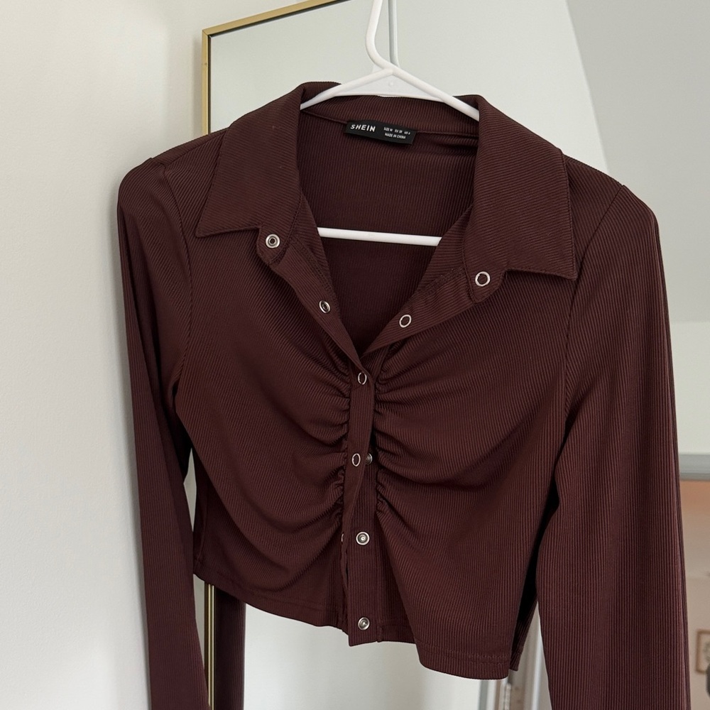 SHEIN Chocolate Brown Ruched Snap-Front Collared Crop Shirt